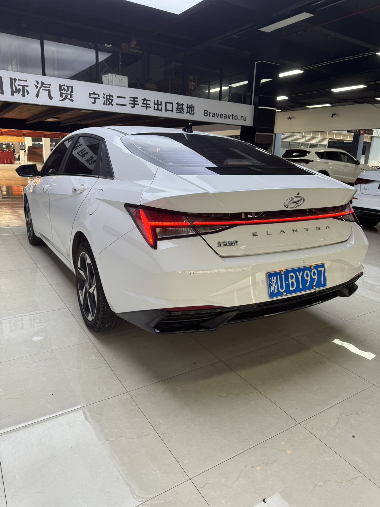 2022款伊兰特尊贵