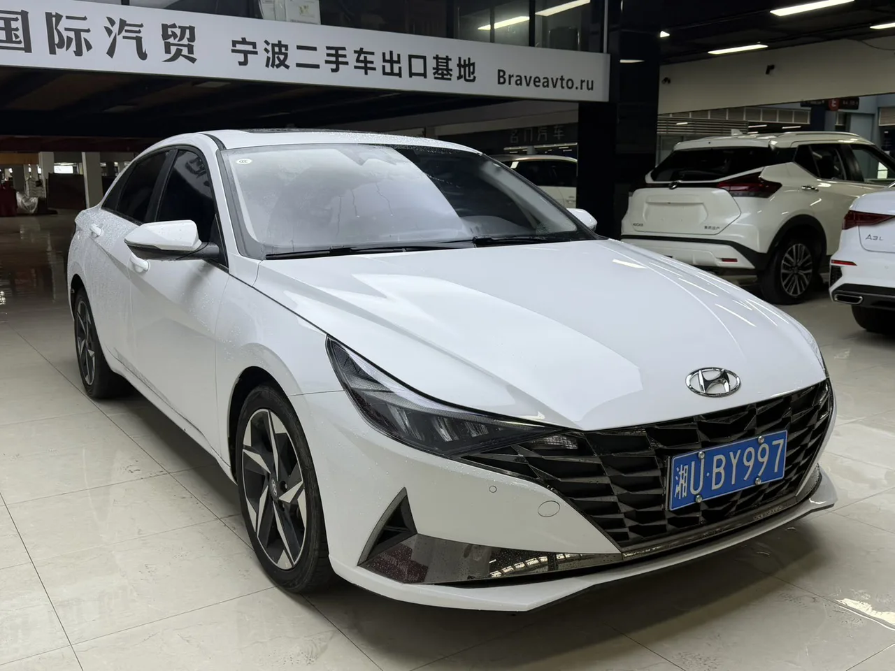2022款 伊兰特 尊贵