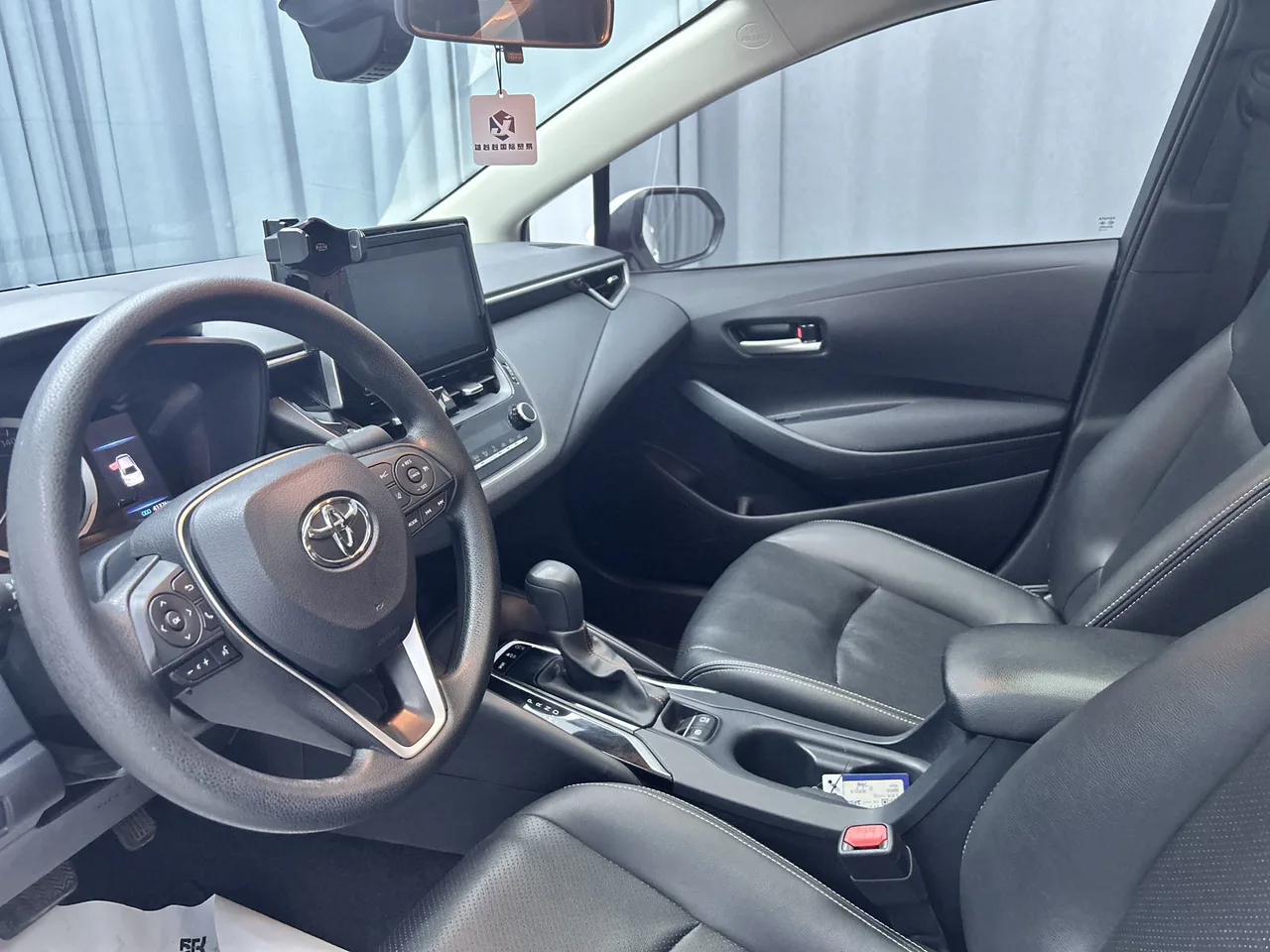 2023款 丰田 1.2T 卡罗拉