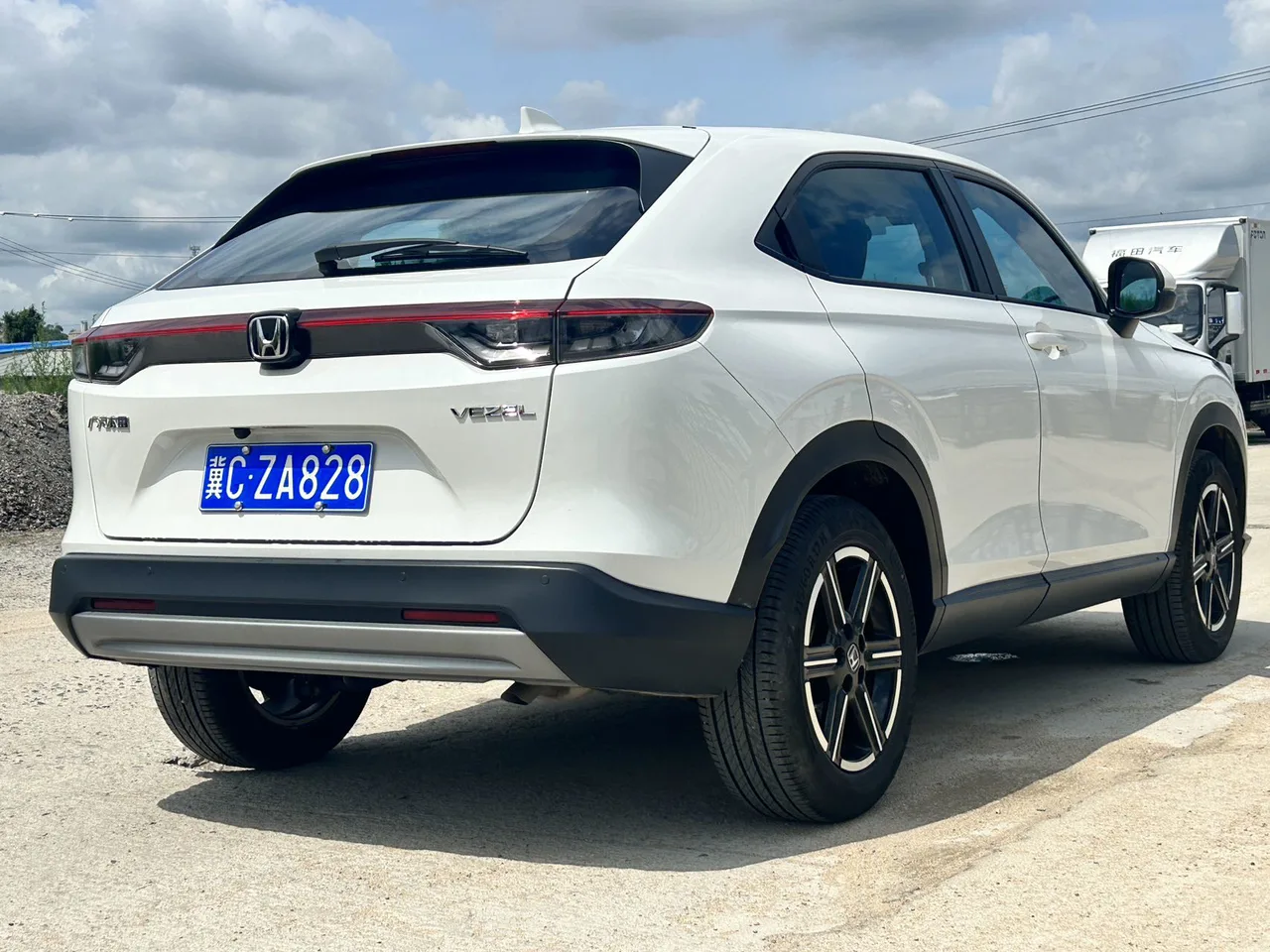 2023款 本田 缤智 1.5L 精英版