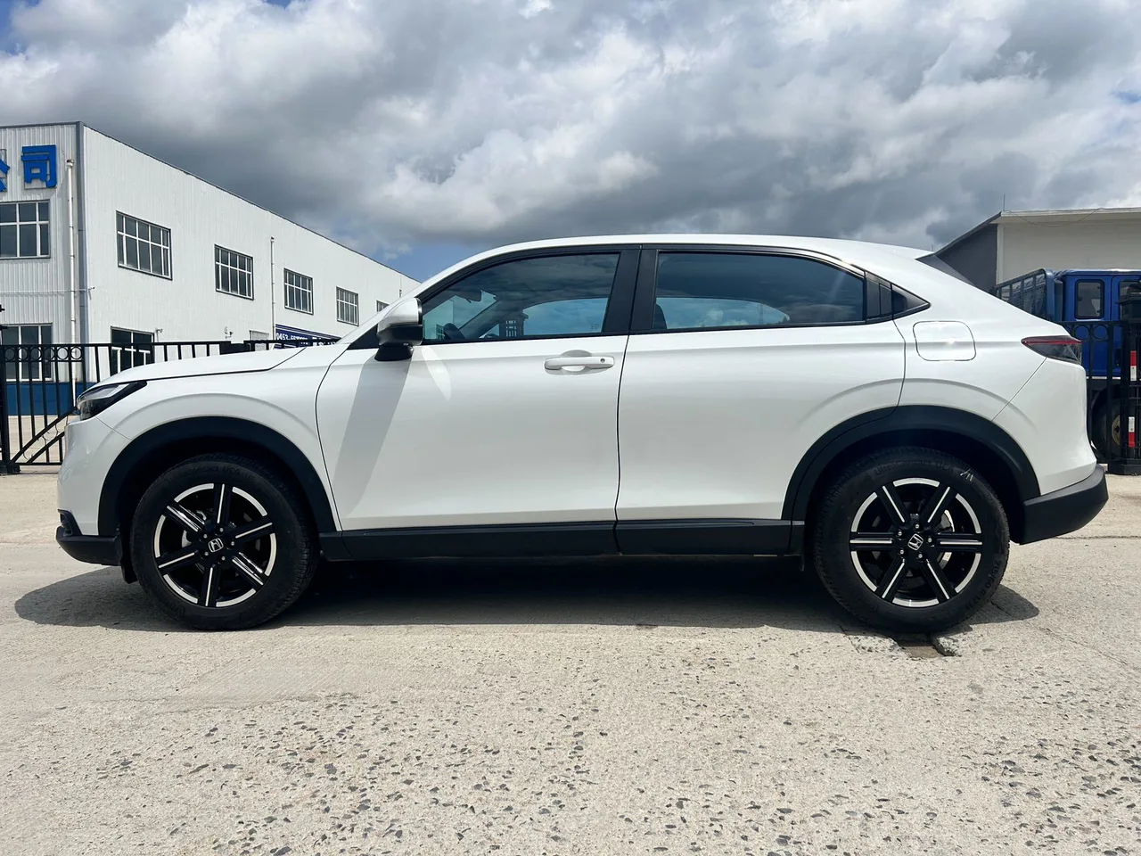 2023款 本田 缤智 1.5L 精英版