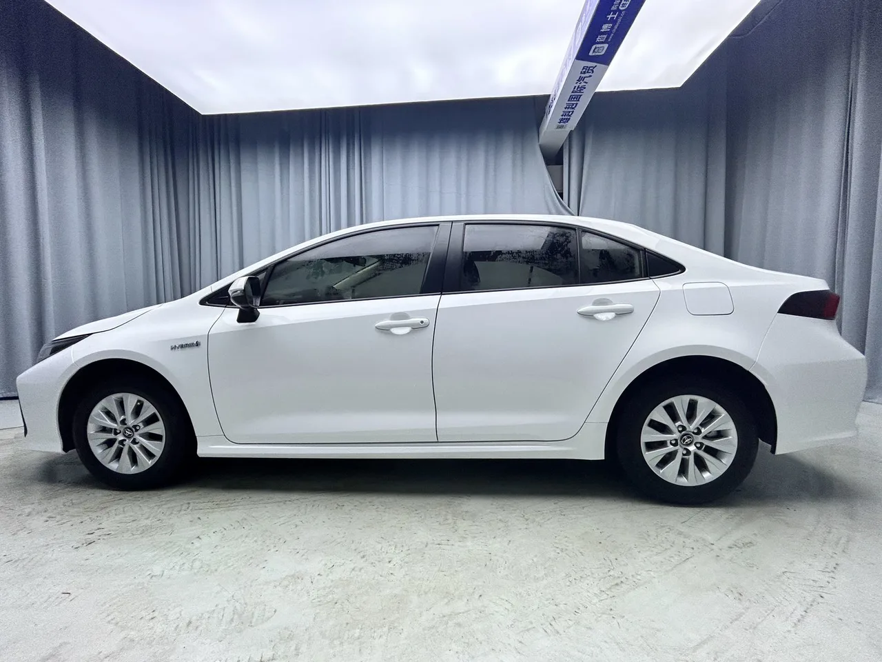 2022款 丰田 卡罗拉 1.8ECVT 先锋版