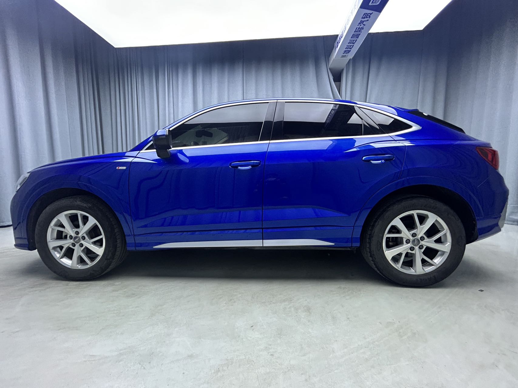 2020款奥迪Q3Sport back进取型