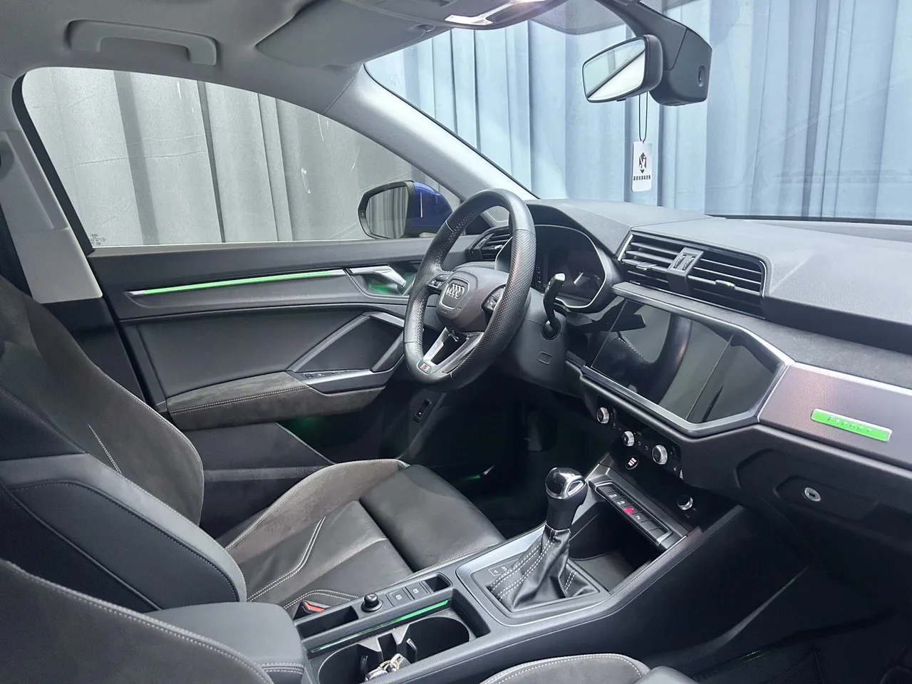 2020款 奥迪 Q3 Sport back 进取型
