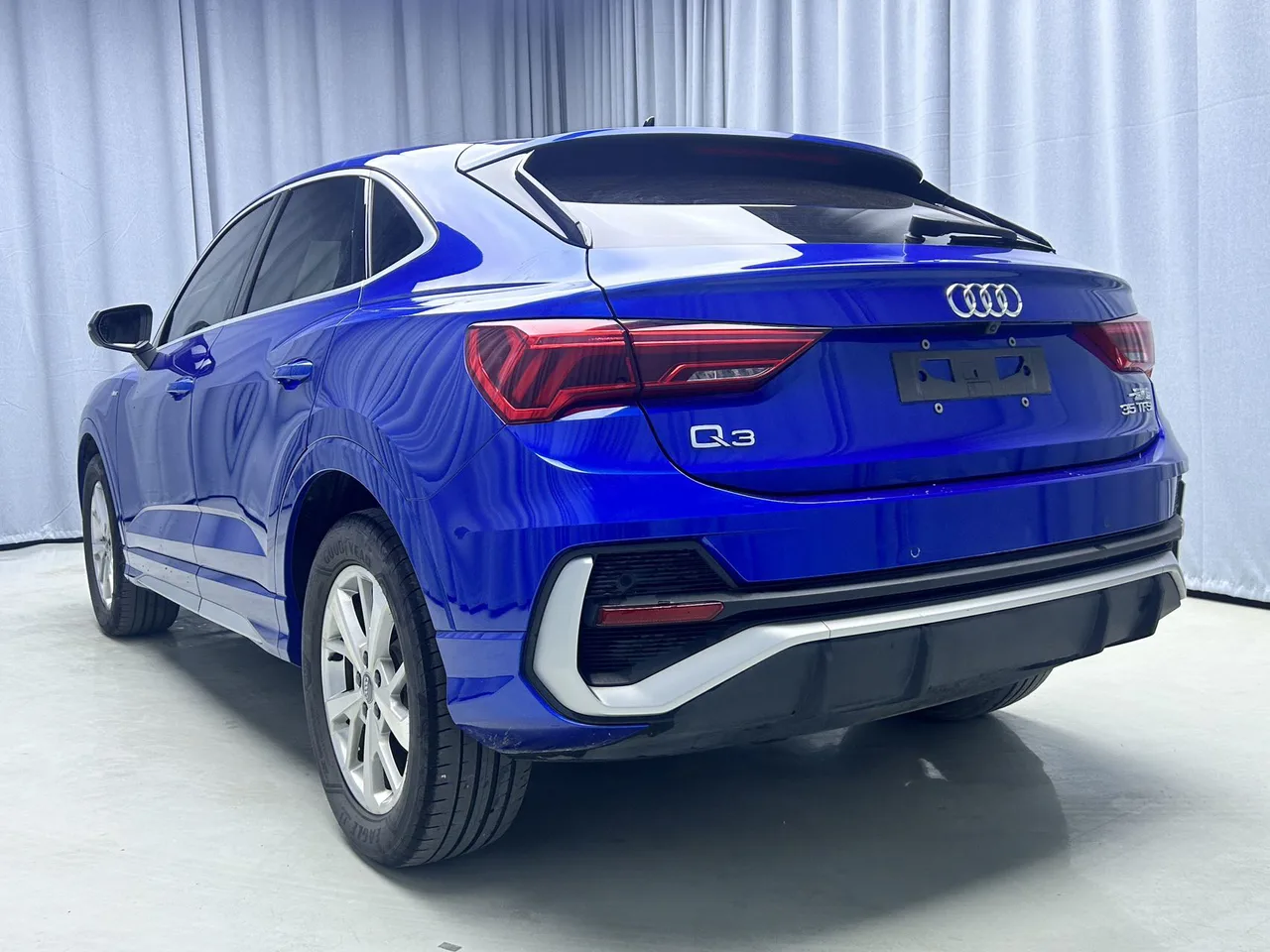 2020款 奥迪 Q3 Sport back 进取型