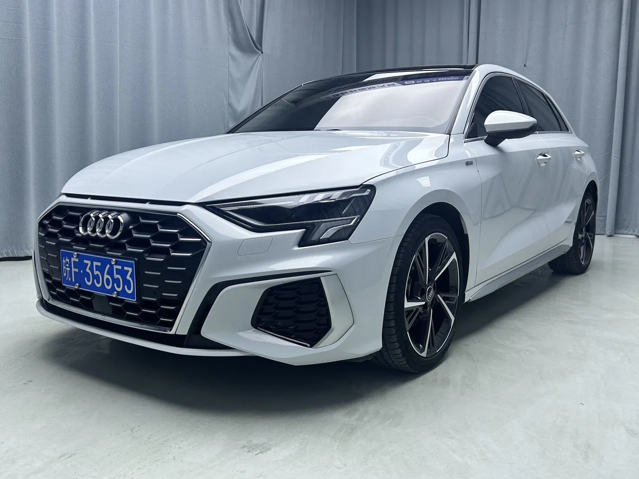 2023款 奥迪 A3 Sportback 时尚运动版