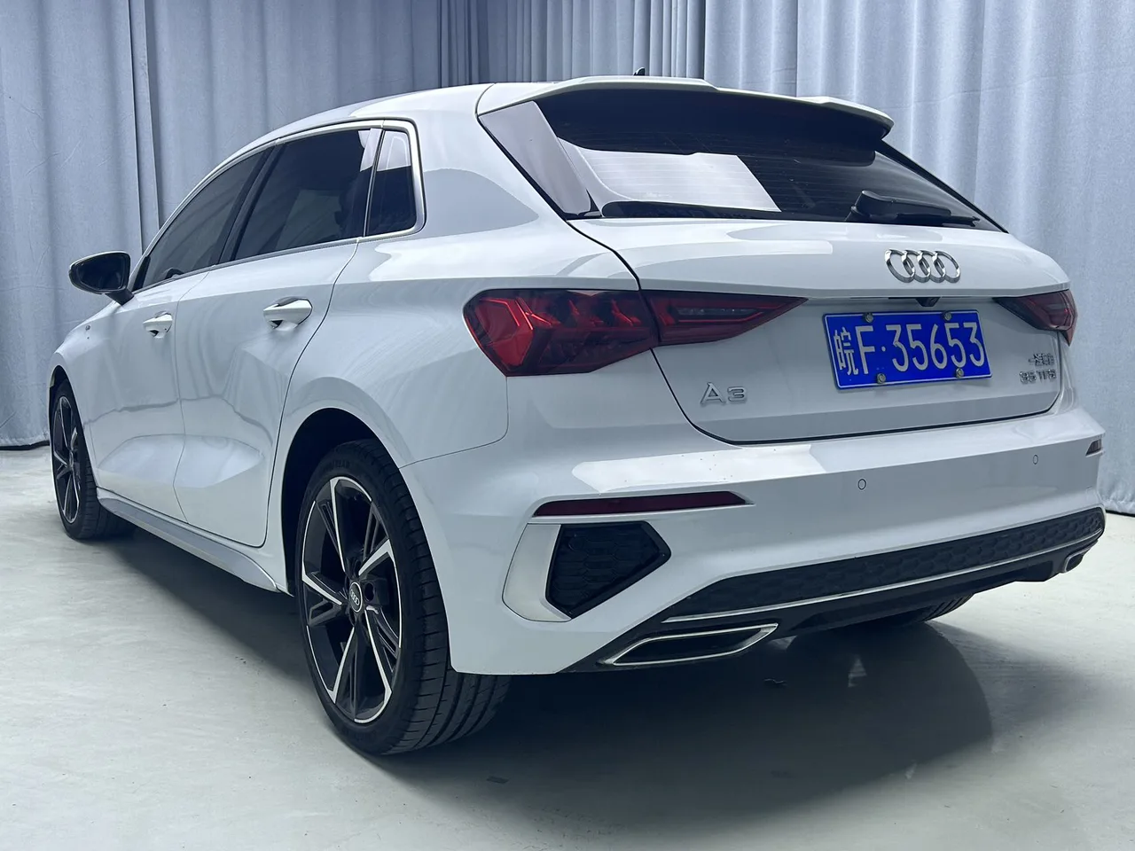 2023款 奥迪 A3 Sportback 时尚运动版