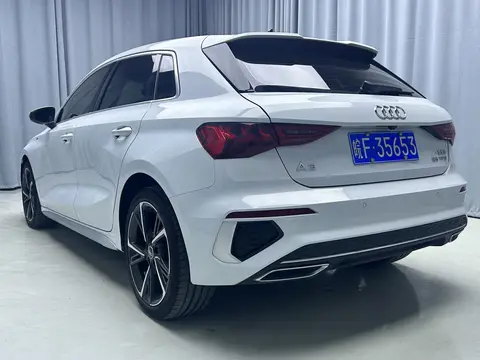 2023款 奥迪 A3 Sportback 时尚运动版