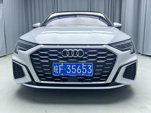 2023款 奥迪 A3 Sportback 时尚运动版