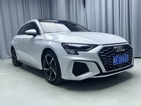 2023款 奥迪 A3 Sportback 时尚运动版