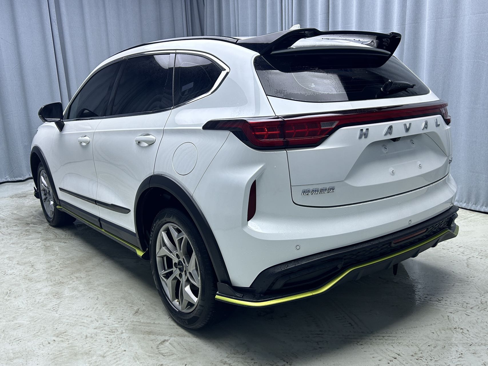 2022款哈佛 赤兔 紫铜兔