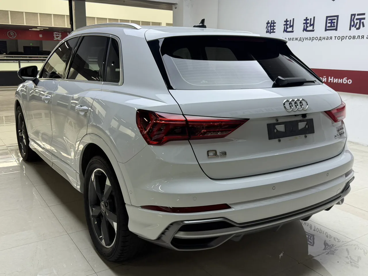 2022款 奥迪 Q3 时尚动感