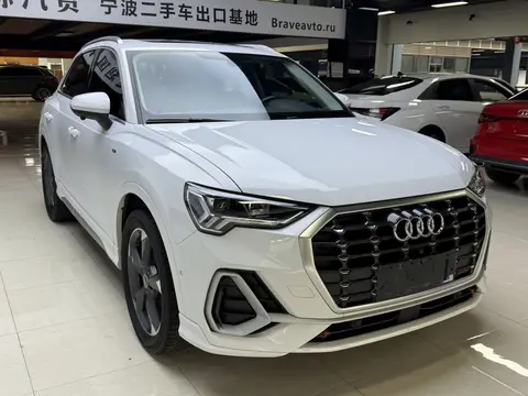 2022款 奥迪 Q3 时尚动感