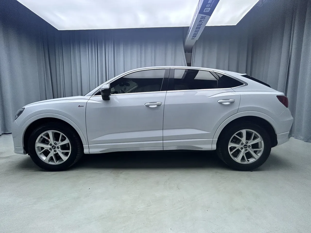 2022款 奥迪 Q3 Sportback 进取型