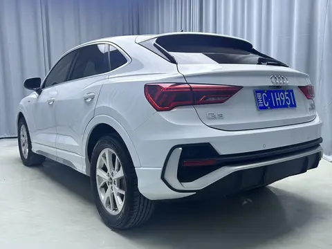 2022款 奥迪 Q3 Sportback 进取型
