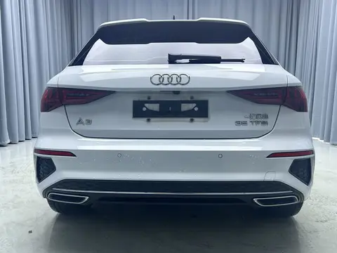 2022款 奥迪 A3 Sportback 豪华运动