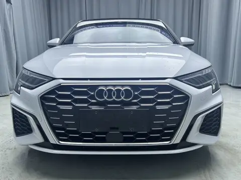 2022款 奥迪 A3 Sportback 豪华运动