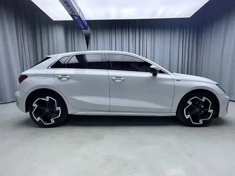 2023款 奥迪 A3 改款 Sportback 豪华运动