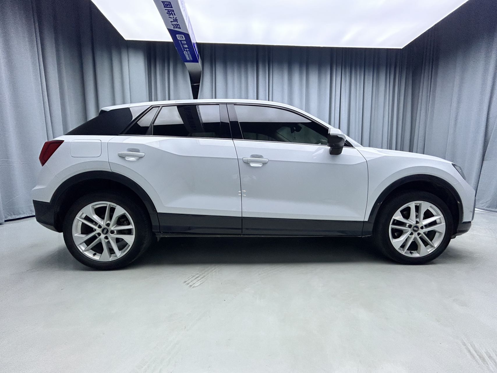 2022款 奥迪Q2L 35 TFSI 豪华致雅