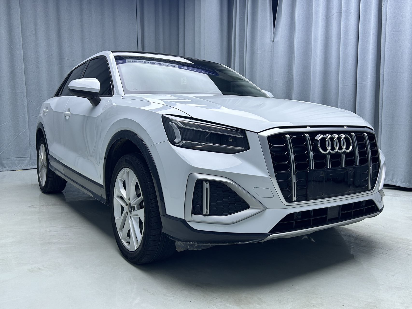 2022款 奥迪Q2L 35 TFSI 豪华致雅