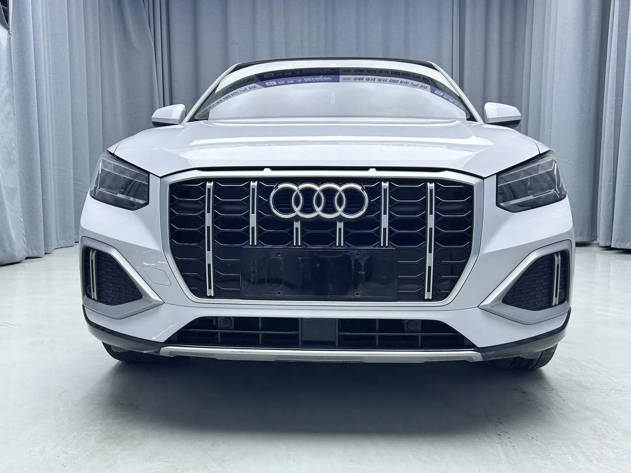 2022款 奥迪 Q2L 35 TFSI 豪华致雅