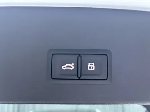2022款 奥迪 Q2L 35 TFSI 豪华致雅
