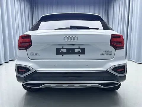 2022款 奥迪 Q2L 35 TFSI 豪华致雅