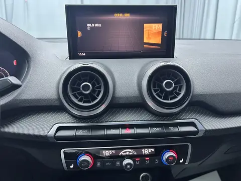 2022款 奥迪 Q2L 35 TFSI 豪华致雅