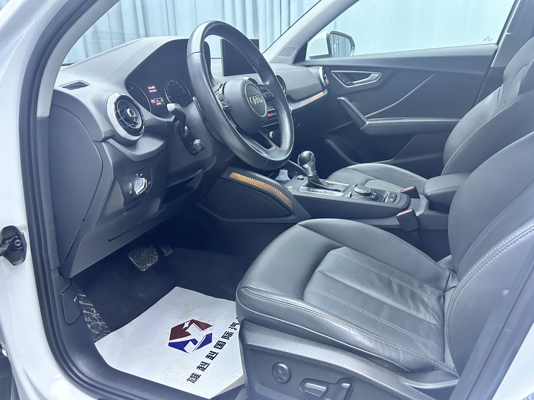 奥迪2022款 Q2L 1.4TFSI 35TFSI 时尚致雅型