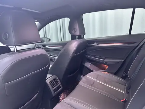 2023款 高尔夫 R-line lite
