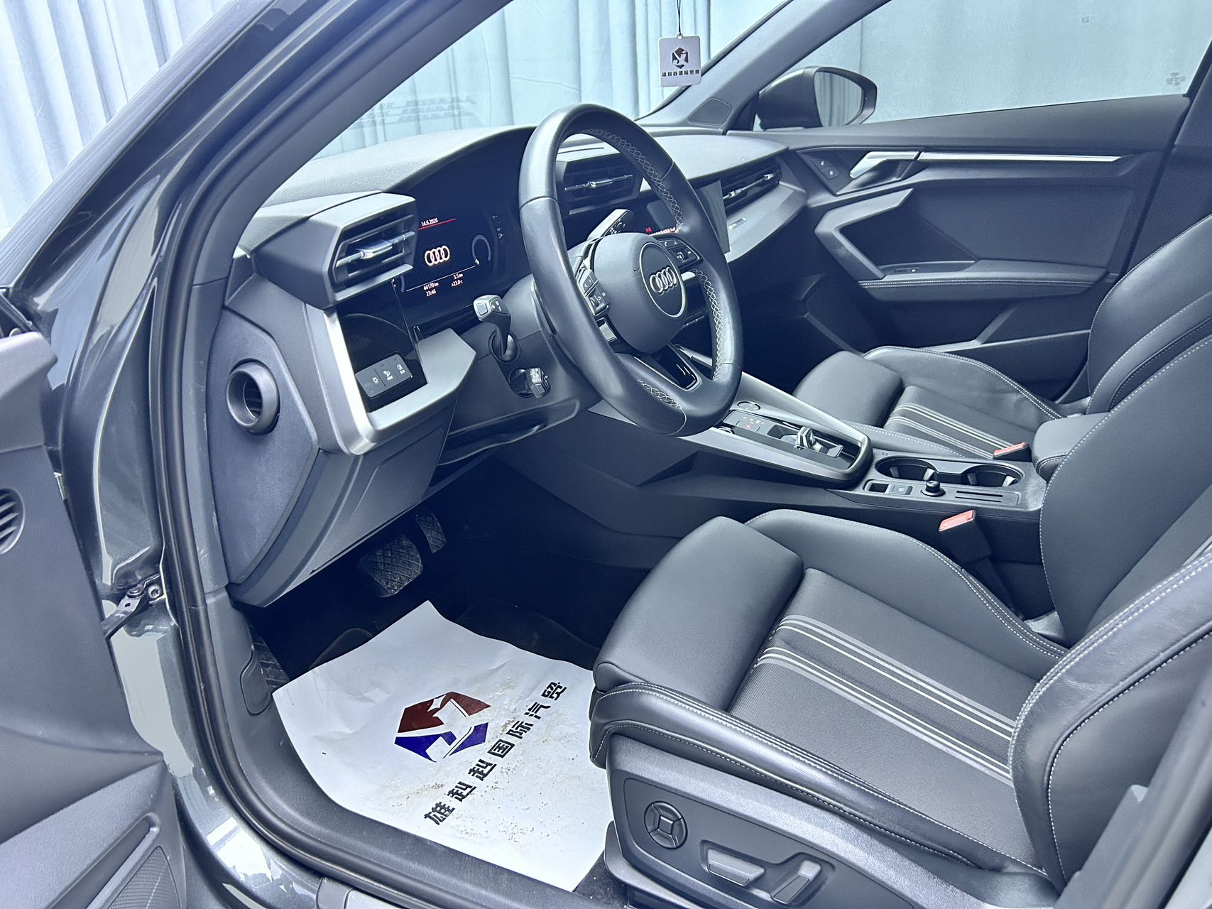 2023款奥迪A3 Sportback时尚运动版