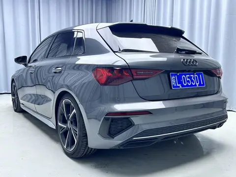 2023款 奥迪 A3 Sportback 时尚运动版