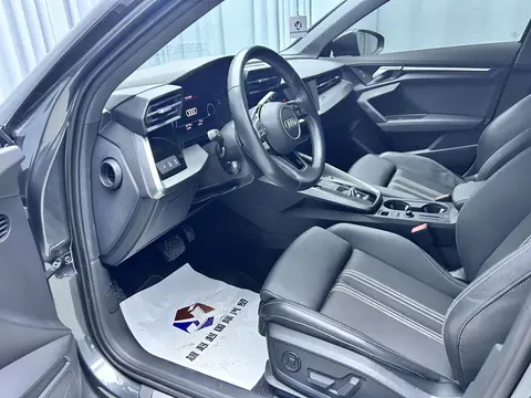 2023款 奥迪 A3 Sportback 时尚运动版