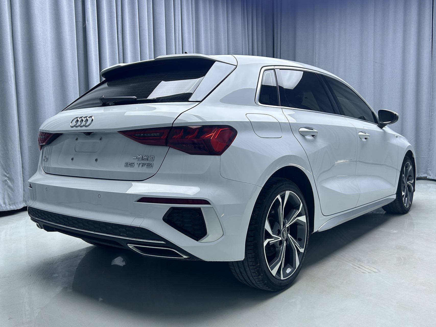 2023款奥迪A3 Sportback时尚运动版