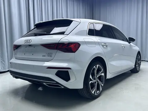 2023款 奥迪 A3 Sportback 时尚运动版