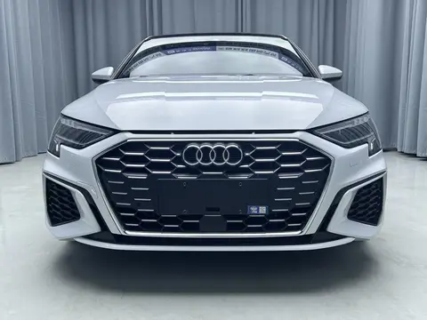2023款 奥迪 A3 Sportback 时尚运动版