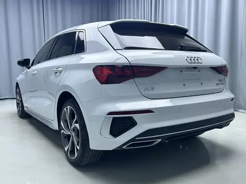 2023款 奥迪 A3 Sportback 时尚运动版