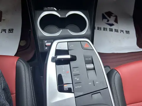 2023款 sDrive20Li X设计套装