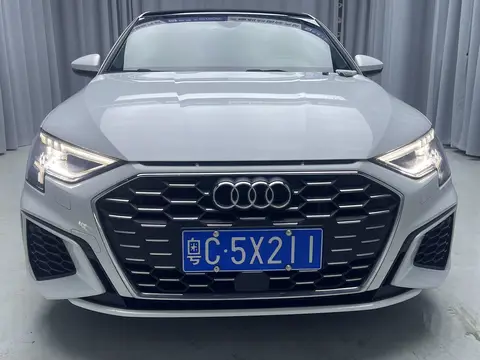 2022款 奥迪 A3L 豪华运动