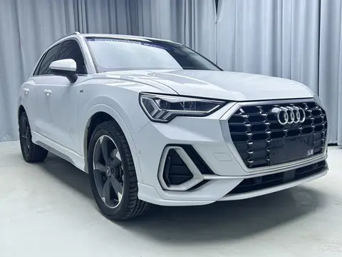 2022款 奥迪 Q3 时尚动感型