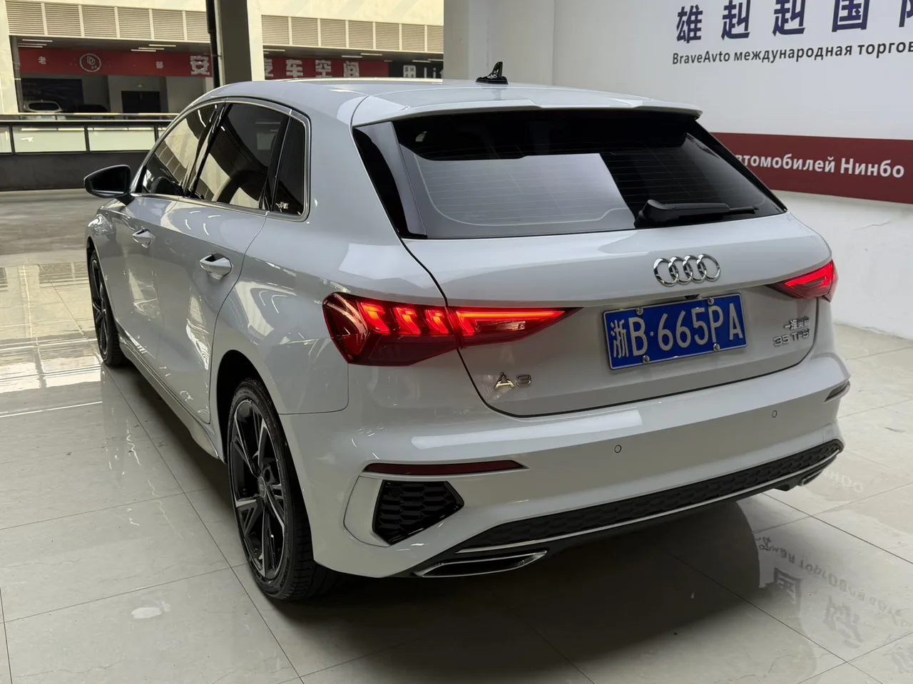 2023款 奥迪 A3 Sportback 时尚运动