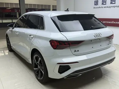 Audi A3 Sportback 2023 модельного года, версия «Стильный спорт»