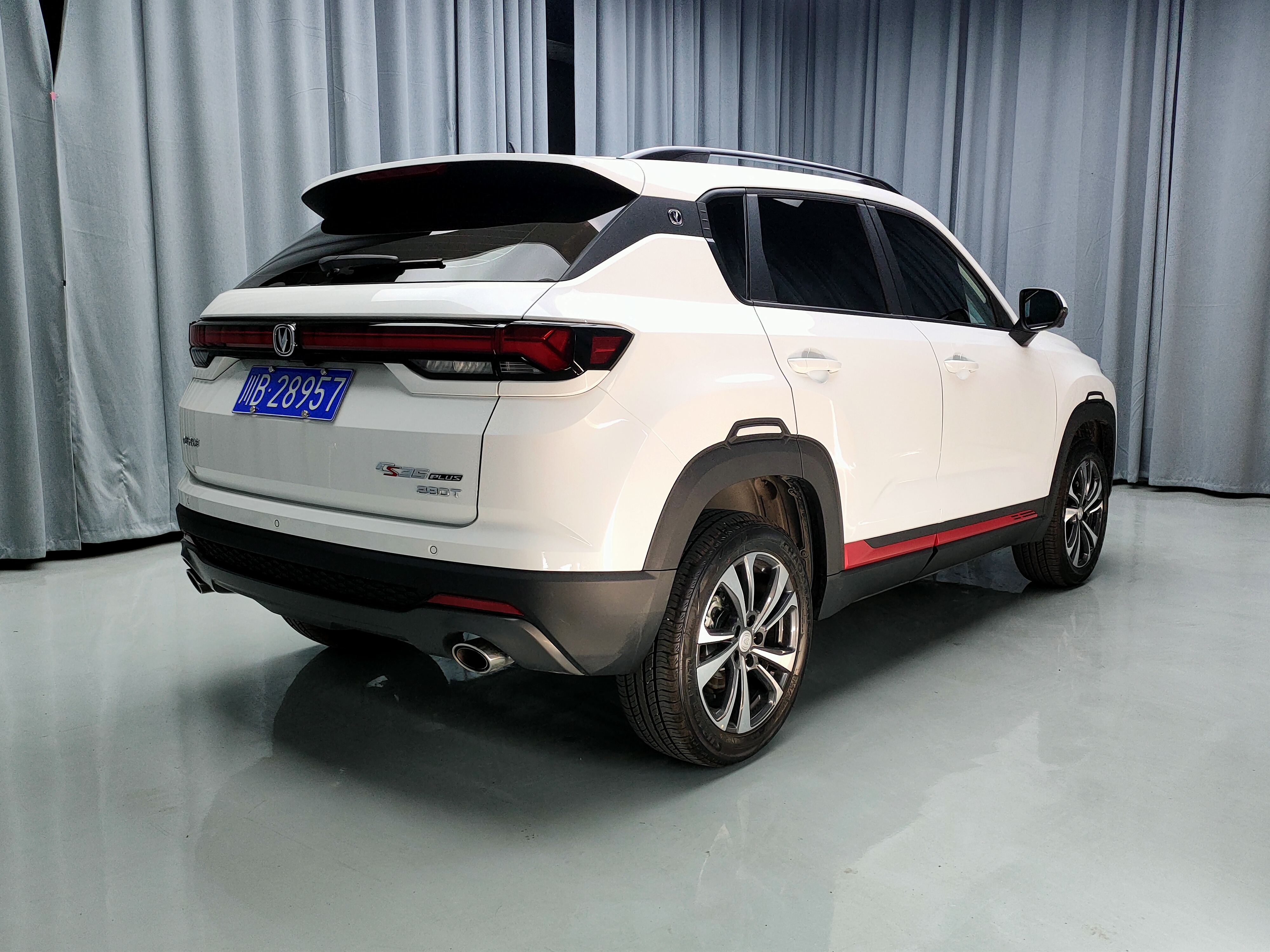 长安 2022款 CS35 PLUS 1.4T 改款 蓝鲸NE 豪华型 自动挡