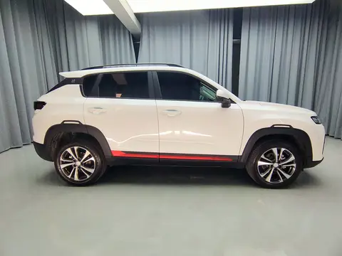 2022款 长安 CS35 PLUS 1.4T 改款 蓝鲸NE 豪华型 自动挡