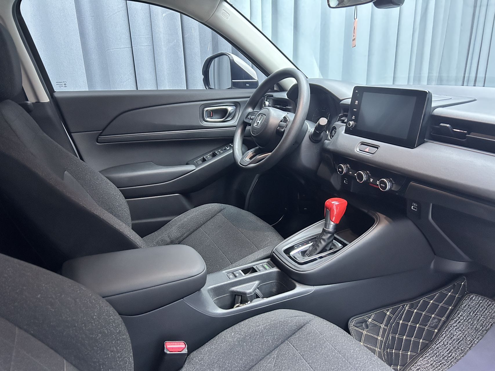 2023款1.5L 缤智 CVT精英版