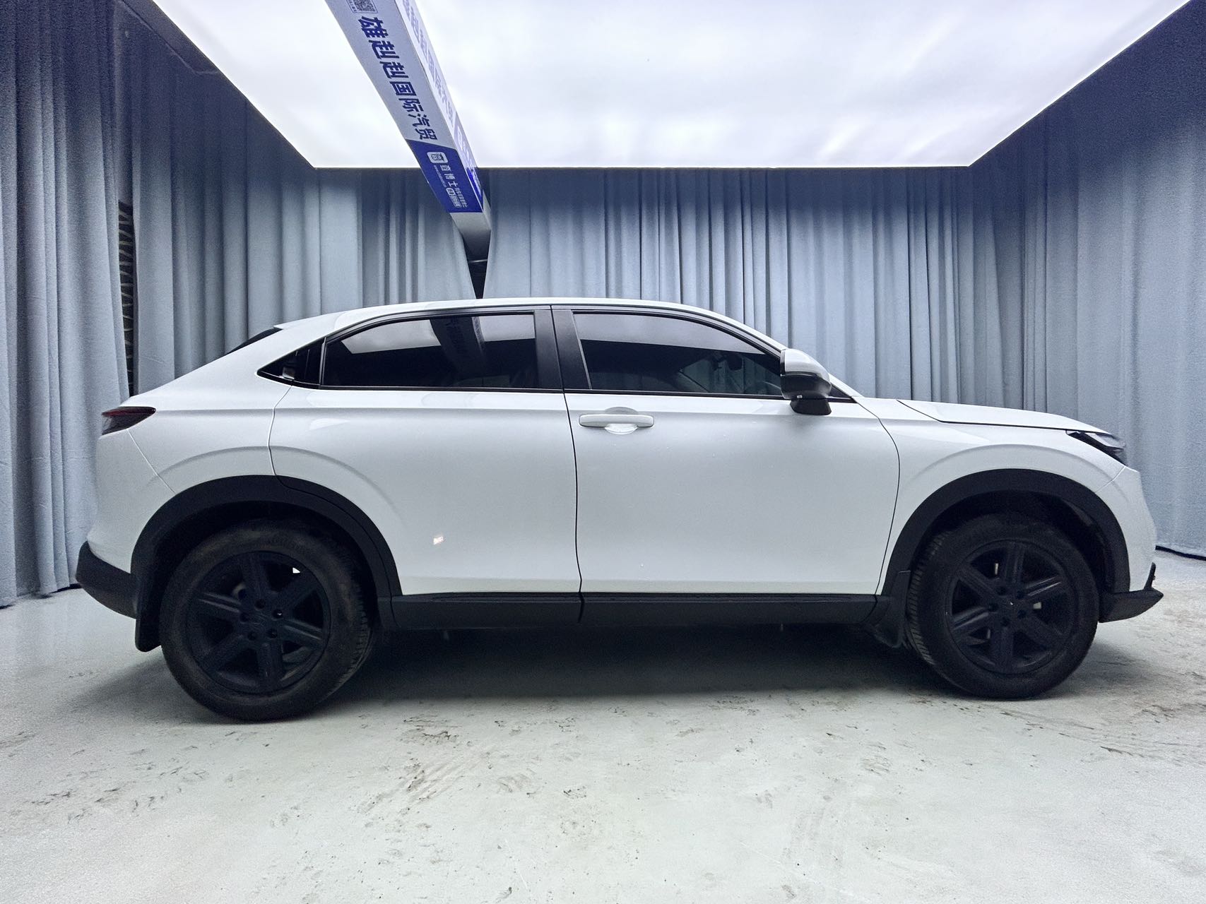 2023款1.5L 缤智 CVT精英版