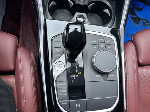 2022款 320Li M运动套装