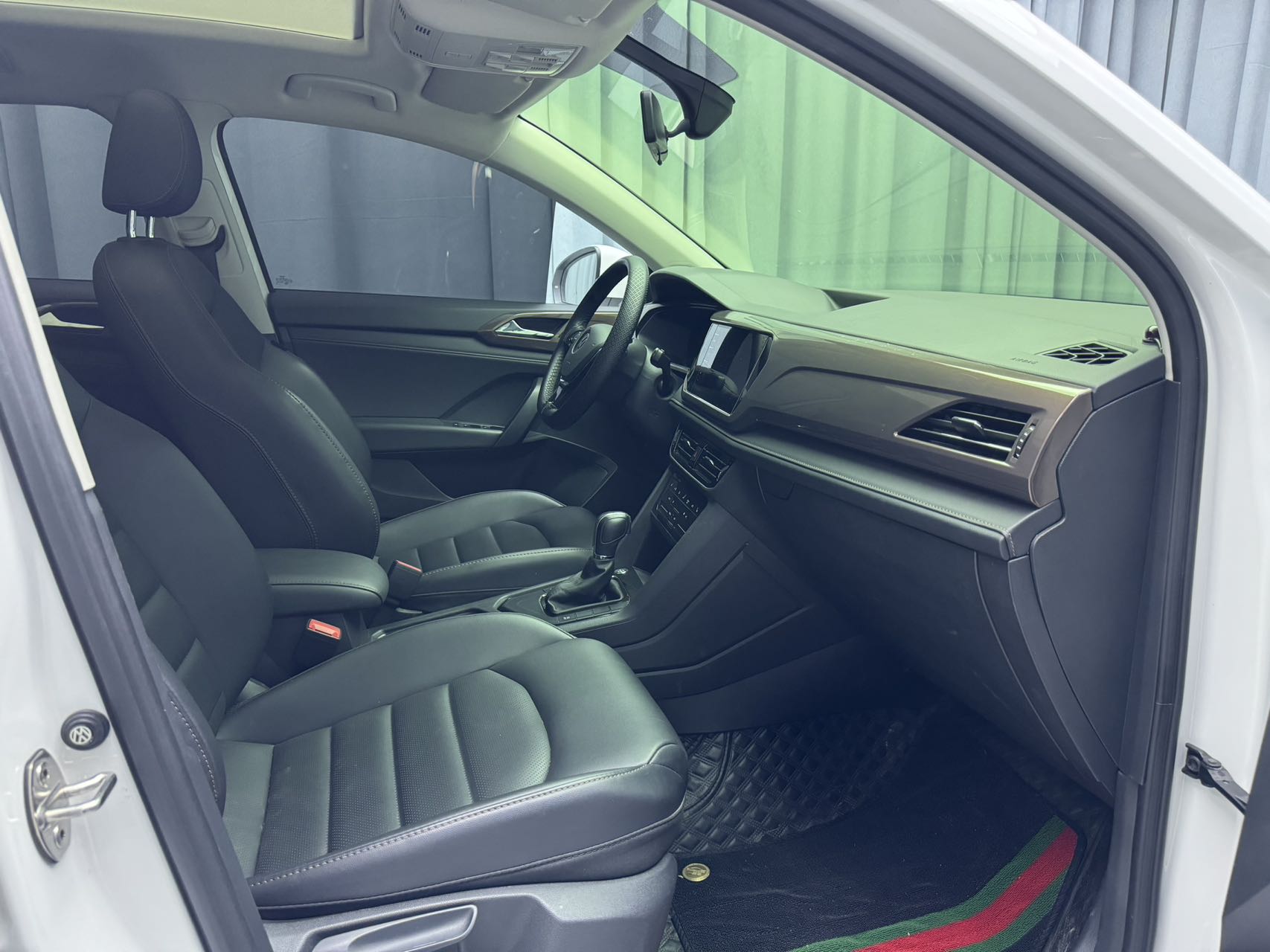 2022款 途岳 280TSI 两驱豪华版