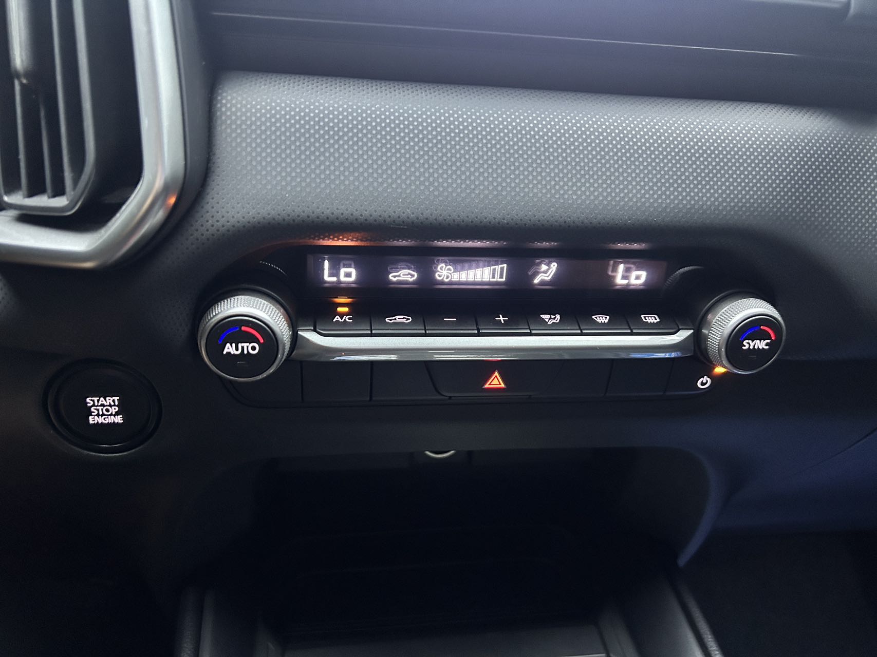 马自达CX-50行也2.0L领行版