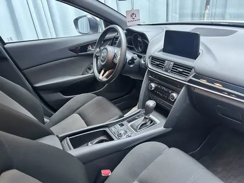 2021款 马自达 CX-4 蓝天探索版
